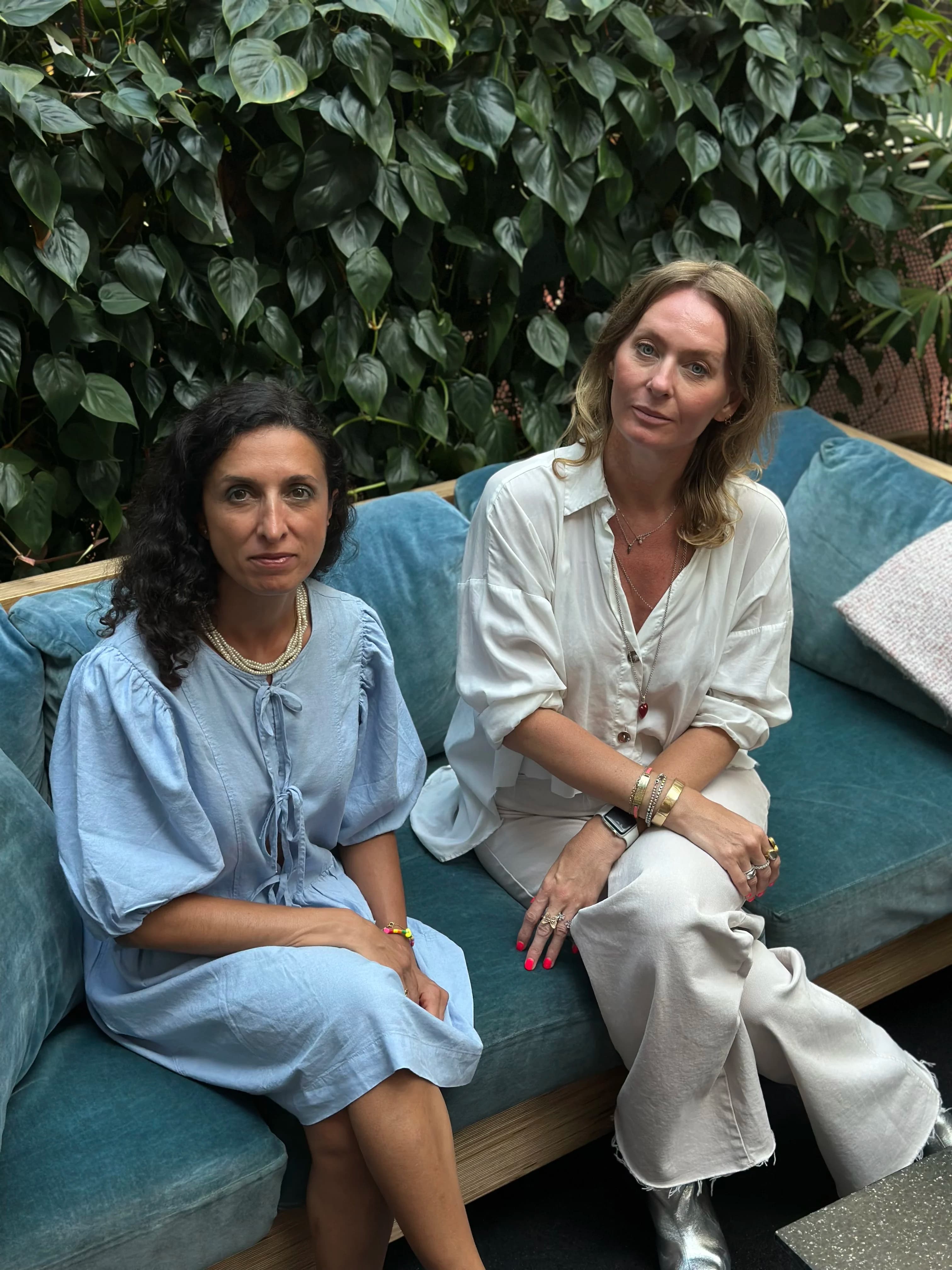 Joanna och Elza, grundarna till Fride